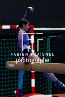 R3_4384