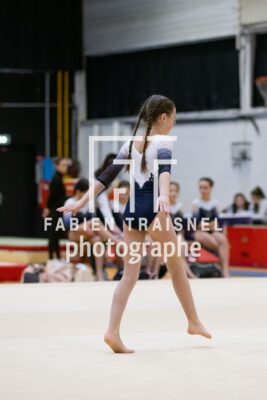 R5_3574