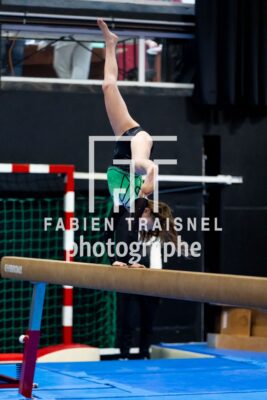 R3_3644