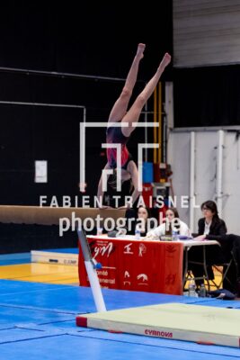 R3_4654