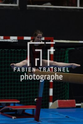 R3_8361