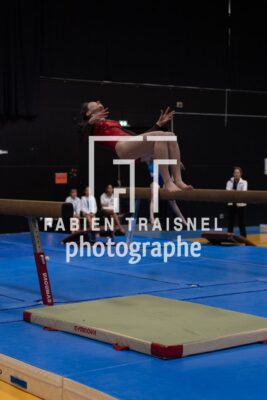 R3_8385