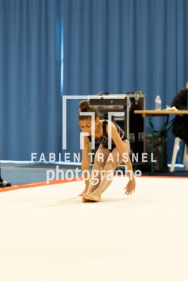 R3_8351