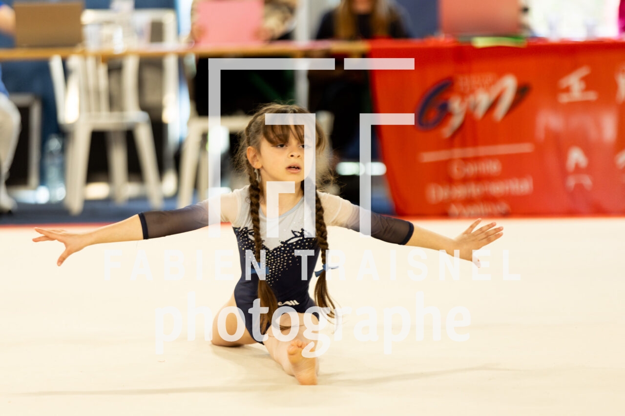 R3_5554