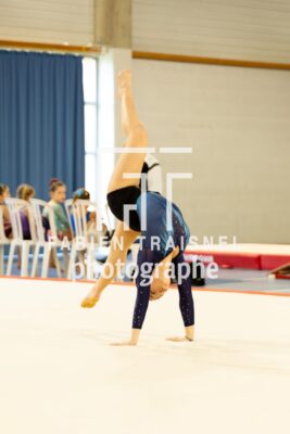 R3_3385