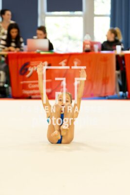 R3_3525